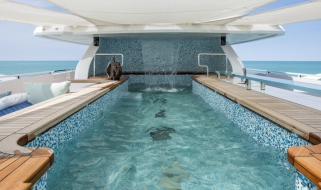 piscina-su-yacht-columbus-classic-80m-my-dragon-1.jpg